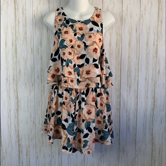 Show Me Your MuMu 2 Piece Top & Shorts Floral - Picture 4 of 11